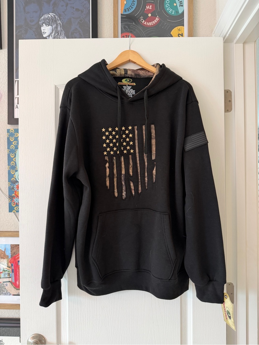 NWT Mossy Oak Men’s Hoodie large